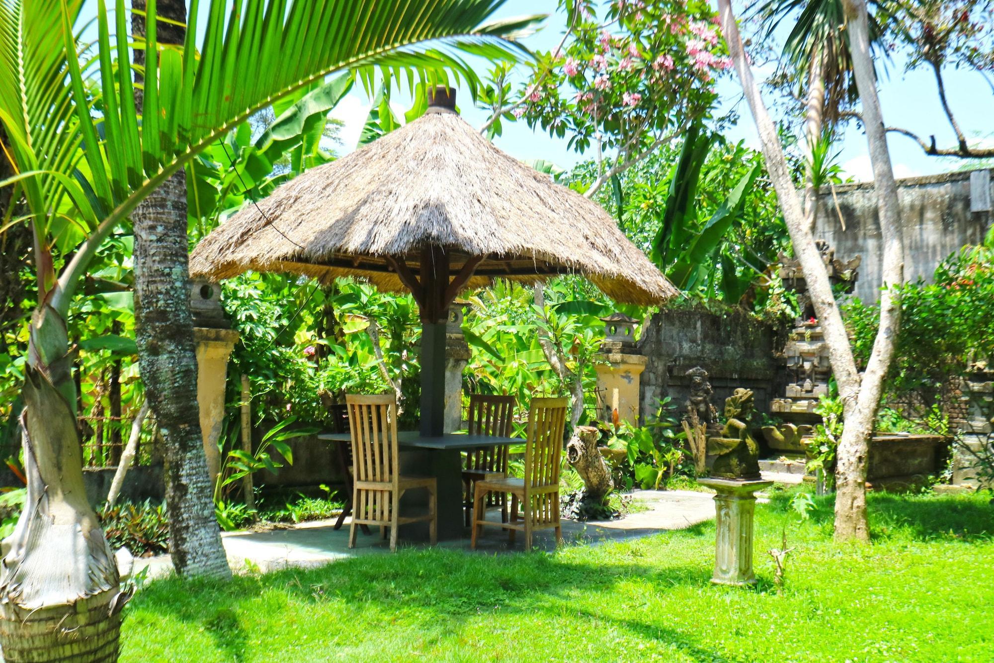 Ubud Kerta City Hotel מראה חיצוני תמונה