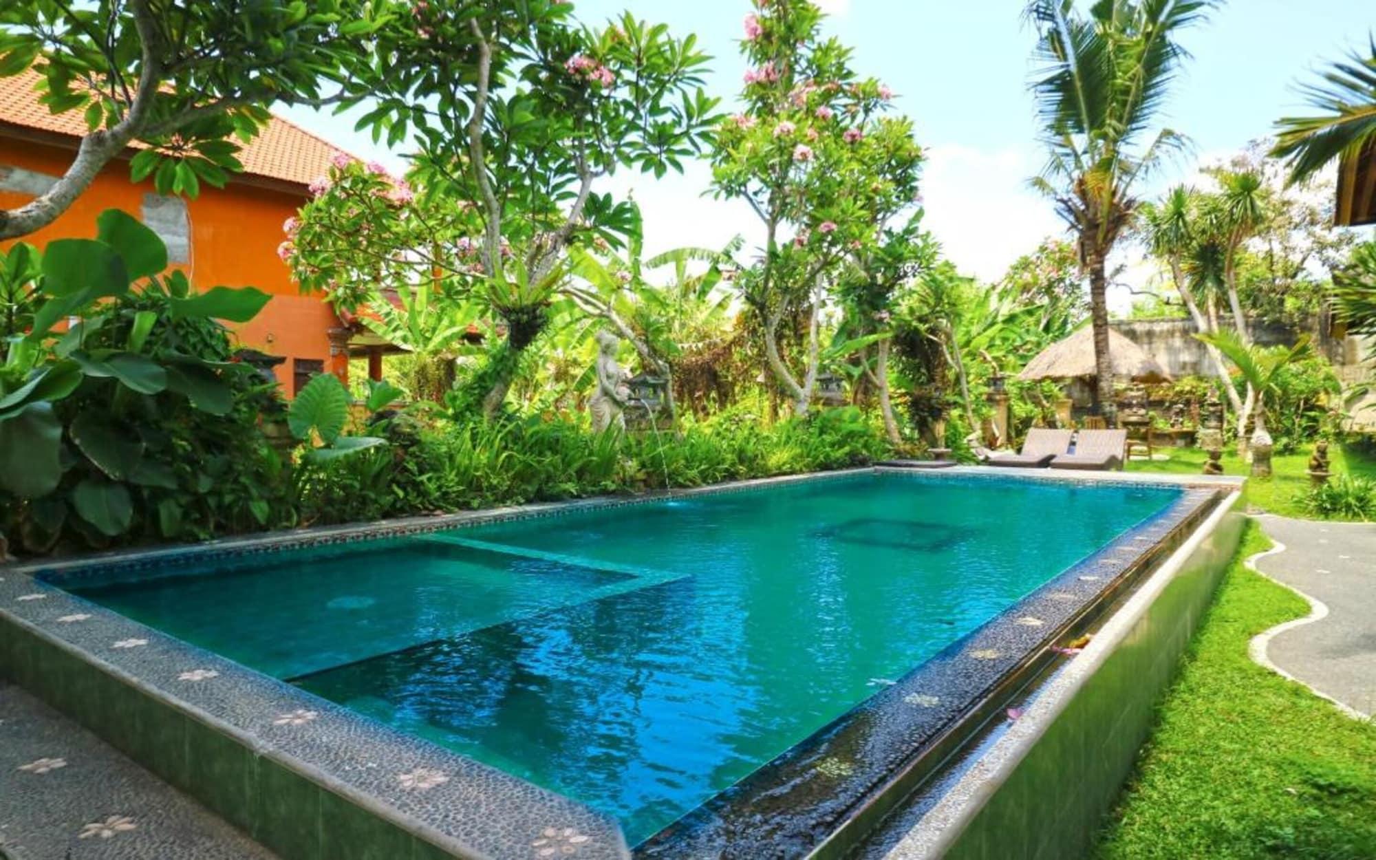 Ubud Kerta City Hotel מראה חיצוני תמונה