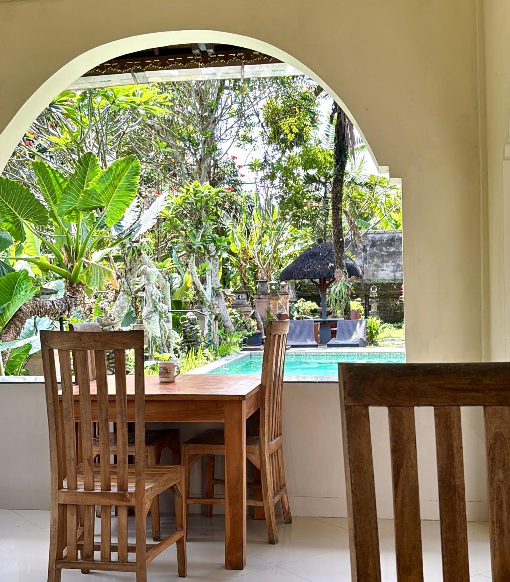 Ubud Kerta City Hotel מראה חיצוני תמונה
